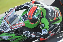 Superbike Donington Warm Up: sempre Tom Sykes
