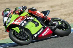 Superbike Jerez Warm Up: Tom Sykes al comando