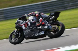 Bridewell ritorna alla vittoria nel British Superbike a Donington
