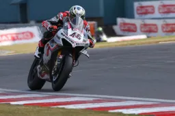 BSB Donington Gara 3: riscossa Ducati con Tommy Bridewell