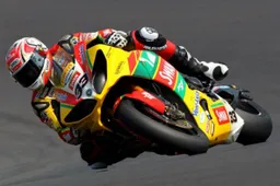 BSB Brands Hatch Test: Hill al top, in pista le Kawasaki ufficiali