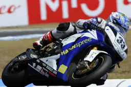 Superbike Phillip Island: due punti per Tommy Hill al ritorno