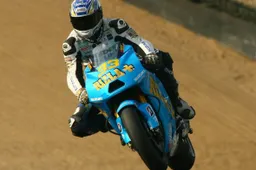 BSB: Tommy Hill ha provato la Suzuki GSV-R MotoGP