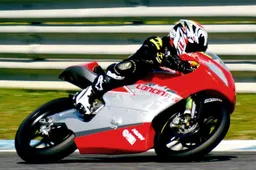 125cc: Tomoyoshi Koyama parla dei test a Estoril con la Loncin