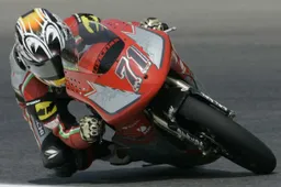 125cc: Tomoyoshi Koyama nell'entry list, manca la firma