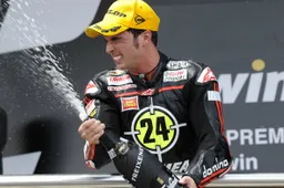 MotoGP: ufficiale, Toni Elias con LCR Honda nel 2011