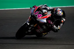 Moto2: Tony Arbolino pronti-via, la vetta è a mezzo secondo