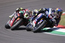Superbike Imola: La Sprint è mischia furibonda, Toprak risponde a Bautista