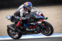 Superbike Assen: Formidabile Toprak, in gara 2 Bautista non passa