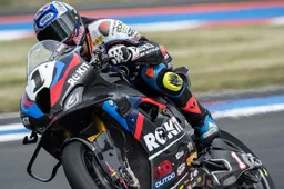 Superbike Most: Toprak troppo forte in gara 1, Bulega limita i danni