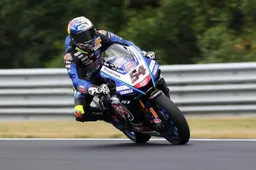Superbike Most: Toprak è un furia, si prende la pole e sfida Bautista
