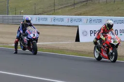 Superbike Most, Prove 2: Toprak fa il fenomeno, Redding scalda la BMW