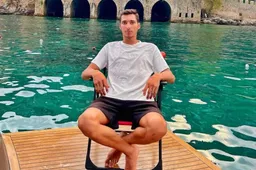 Superbike, Razgatlioglu tra relax e MMA: il turco prepara la rimonta