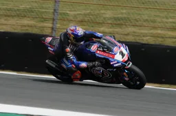 Superbike Assen Prove 3: Toprak scombussola i piani, mischia in Olanda!