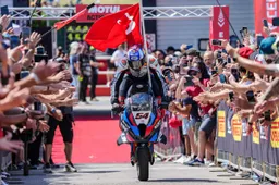 Superbike, Razgatlioglu conquista anche Misano: con BMW può fare la storia