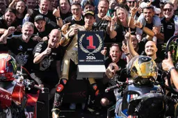 Superbike, BMW sa che può perdere Toprak Razgatlioglu: "Gli servono sfide"