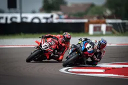 Superbike, Bulega non è inferiore a Razgatlioglu: parola di Tardozzi