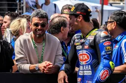 Superbike, rinnovo Razgatlioglu-Yamaha incerto: "Offerta della BMW"