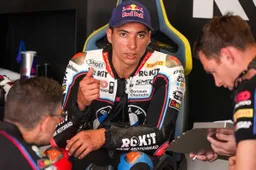 Superbike, Toprak Razgatlioglu ha firmato: l'annuncio di Sofuoglu