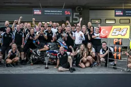 Superbike Portimao: Toprak pazzesco, vince gara 2 senza un'ala!