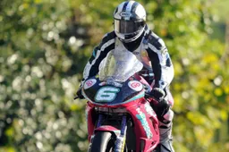 Tourist Trophy Michael Dunlop con McAdoo all'assalto del Lightweight TT