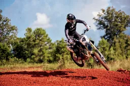 Triumph TF 450-RC Edition: un sogno per gli amanti del cross