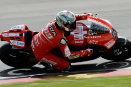 MotoGP: Troy Bayliss presto ancora sulla Ducati Desmosedici