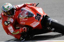 MotoGP: primo giorno di Troy Bayliss con la Ducati GP9