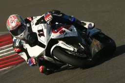 Superbike: Troy Corser "Voglio correre ancora due anni"