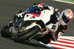 Superbike: per la BMW l'obiettivo è raggiungere la Top 5
