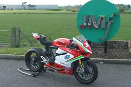 Tourist Trophy: ecco la Ducati 1199 Panigale che correrà al TT con il Millsport Racing
