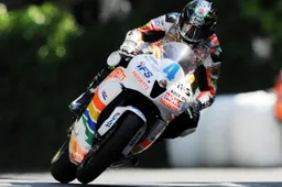 Tourist Trophy: Hutchinson vince anche Gara 2 della Supersport, e sono 4!
