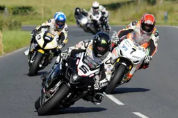 Ulster Grand Prix: tre vittorie per Hutchinson, Anstey da record