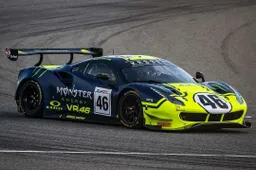 Valentino Rossi parte per la 12 Ore del Golfo: date, orari e diretta