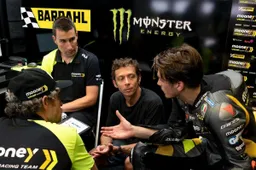 MotoGP, Valentino Rossi: cinque "cuccioli" all'assalto del Mondiale
