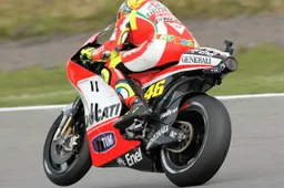 Valentino Rossi: "Buon inizio, siamo andati meglio del solito"