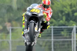 Valentino Rossi: "Altra giornata persa. Oggi pochi giri, ma buoni"