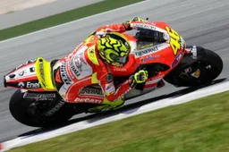 MotoGP: Valentino Rossi proverà a scendere in pista domani