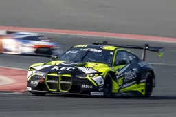 Valentino Rossi in gara alla 24H di Dubai sognando la 24 Ore di Le Mans