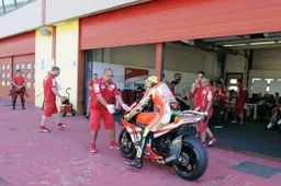 MotoGP: Valentino Rossi con la Ducati 1000cc al Mugello