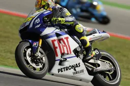 MotoGP: Valentino Rossi "Stiamo migliorando, non la spalla"