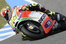 Valentino Rossi "L'ingresso curva resta il problema più grande"