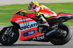 MotoGP Test Valencia: alle 14 doppietta Honda con Stoner e Pedrosa, Rossi a 1"