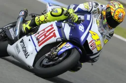 MotoGP Motegi Prove Libere 1: Rossi primo, Pedrosa KO
