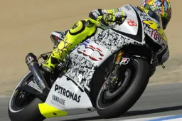 MotoGP: Valentino Rossi "Spero di non soffrire in gara"