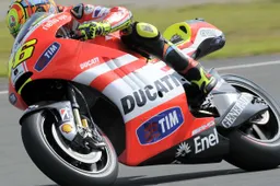 MotoGP: Valentino Rossi "Migliora il feeling con la mia Ducati"