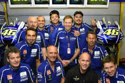 MotoGP: ufficiale, Valentino Rossi con Yamaha fino al 2016