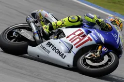 MotoGP Sepang Qualifiche: Valentino Rossi prenota il titolo