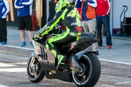 MotoGP Test Valencia: Valentino Rossi di nuovo in pista