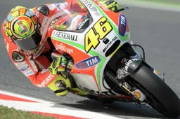 Valentino Rossi "Chattering con il forcellone in alluminio"